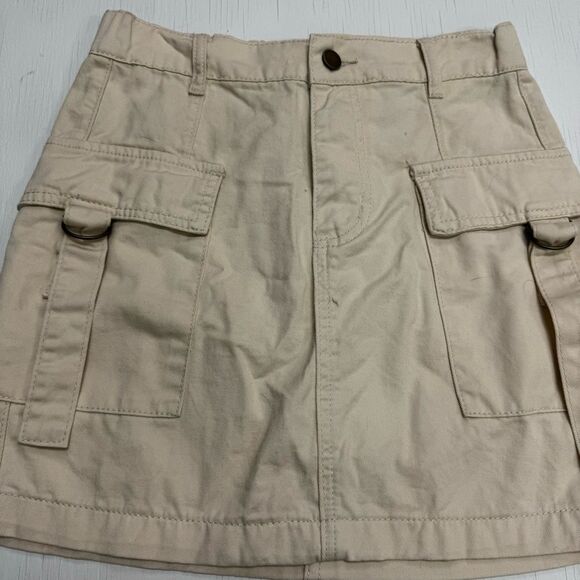 Women’s Khaki Color Mini Skirt Size Small - Picture 4 of 6